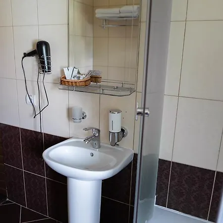Syniy Vyr Hotell *