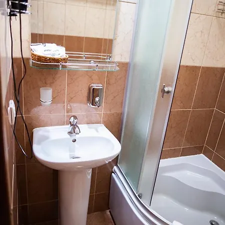 Syniy Vyr Hotell *